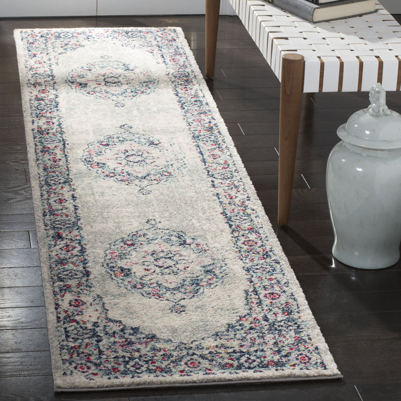 Christa Southwestern Wool Light Gray/Fuchsia/Mint Area Rug, Runner 2' x 8'