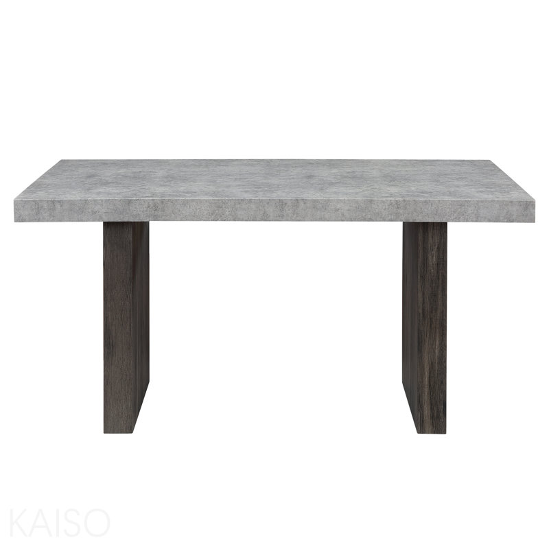 Table de salle à manger grise