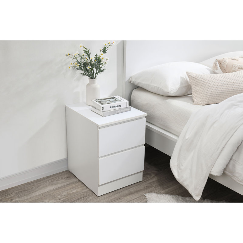 Sheana Piece Bedroom Set, White