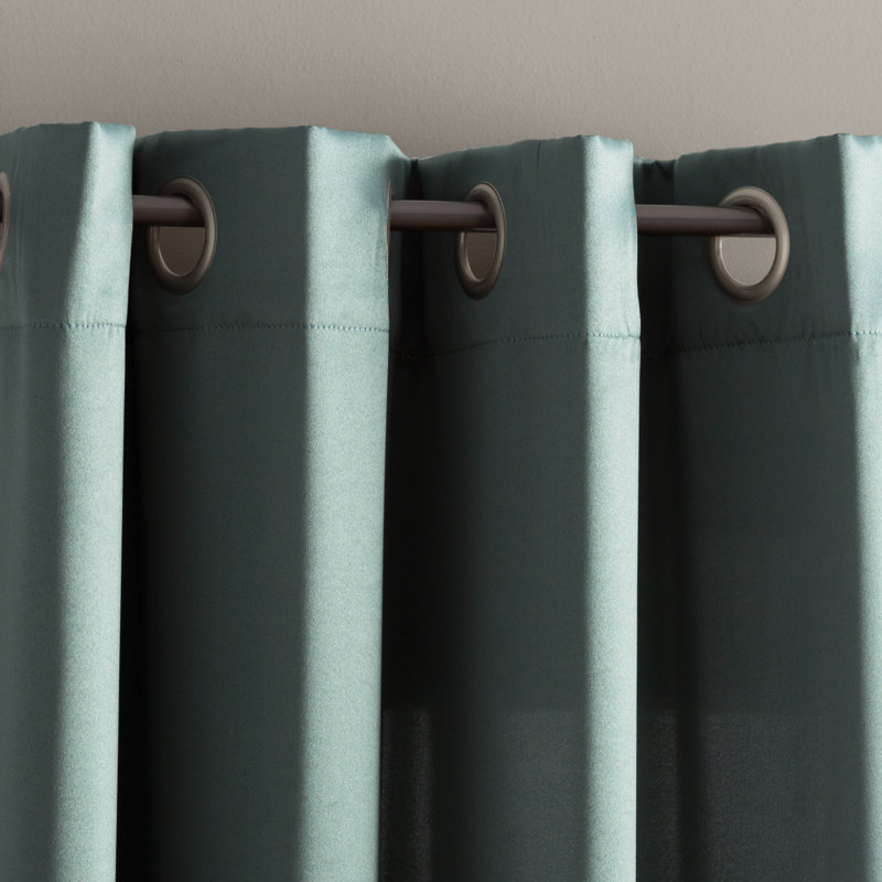 Panneau de rideau à oeillets à économie d'énergie thermique - Basics by Wayfair ™, Everglade, l 54" x L 84"