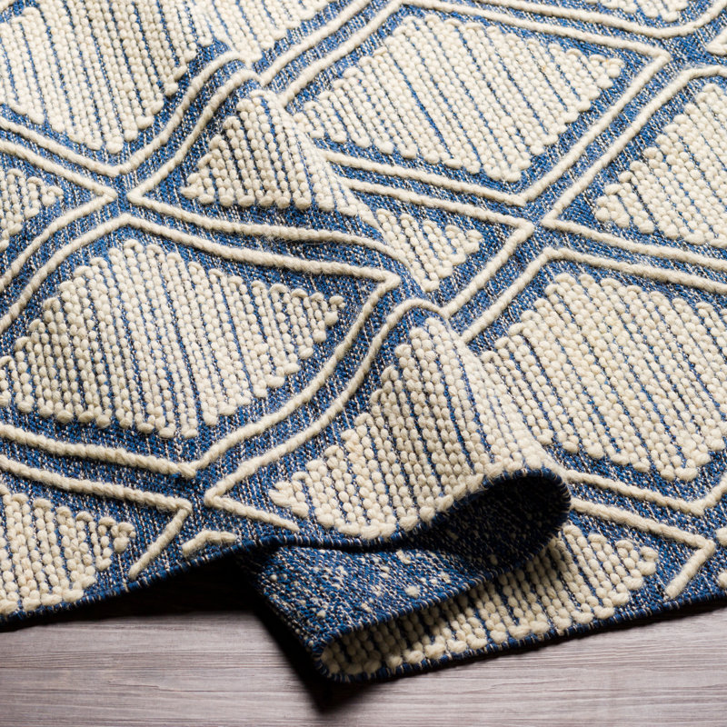 Keida Ikat Handmade Flatweave Cotton/Wool Navy/Beige Area Rug, Rectangle 2' x 3'