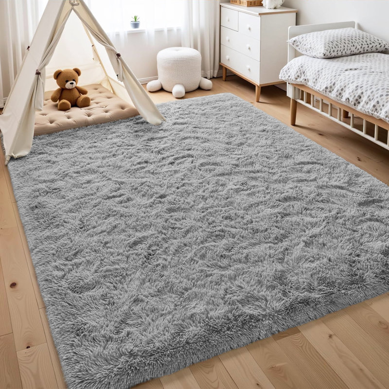 Tapis moelleux moelleux en mousse viscoélastique avec envers antidérapant de 5 pi x 8 pi, gris clair, Gris clair
