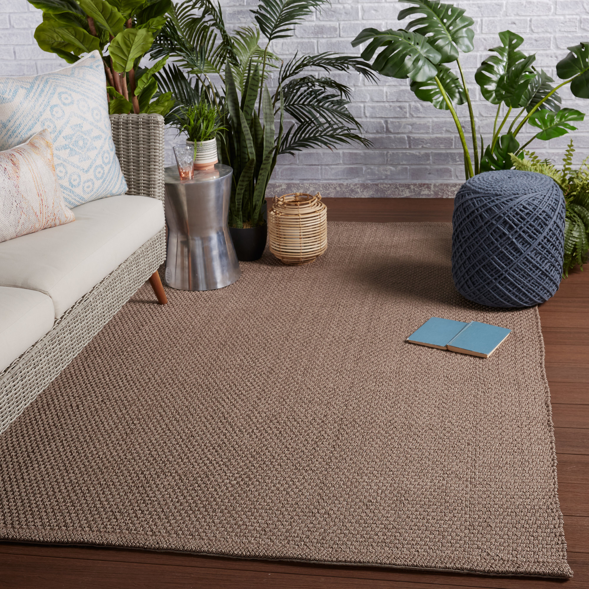 Indira Performance Earth Brown Indoor/Outdoor Rug, Rectangle 4' x 6'