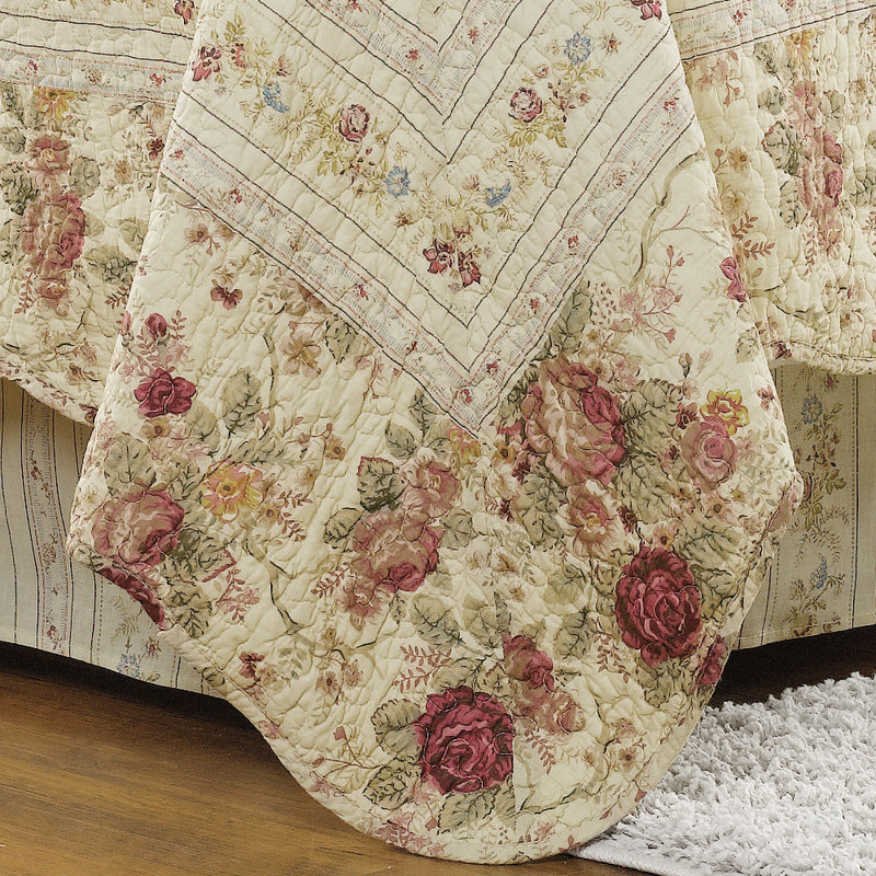 Twin Red Cotton Reversible Kids Quilt Set