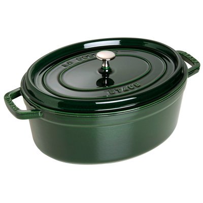 Cocotte ovale en fonte Staub
