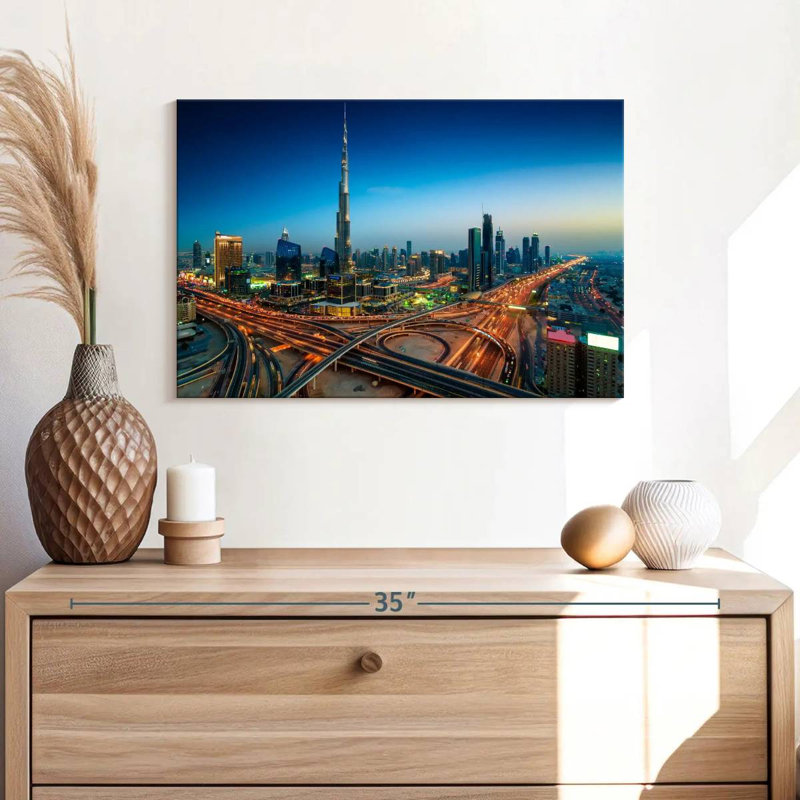 Sirci, autoroute de Dubaï la nuit, H 16 po x l 24 po