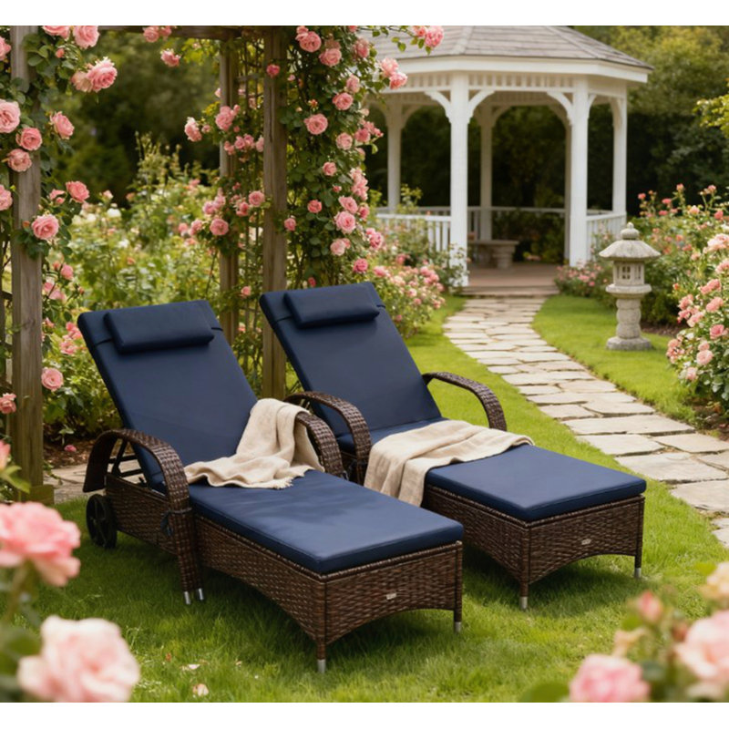 Méridiennes inclinables roulantes d'extérieur avec coussin, coussin et dossier réglable pour une détente au bord de la piscine