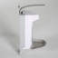 Distributeur de savon sur pied-70396836