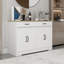 Armoire 46,97 po - Blanc. 2 tiroirs, 4 portes. Pour la salle à manger, le salon. Buffet blanc 46,97 po. Magnifique surface en grain de bois et sécuritaire