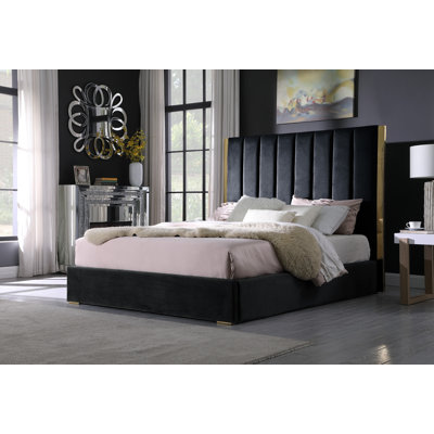 Aarhus Upholstered Channel Tufting Platform Bed 