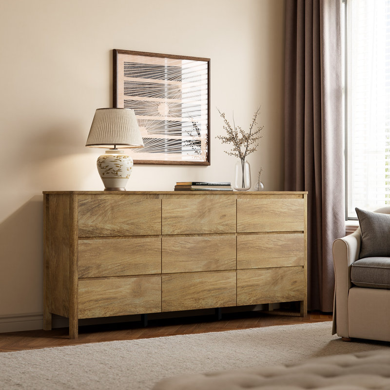 Commode 9 tiroirs l 63 po, Bois de chêne