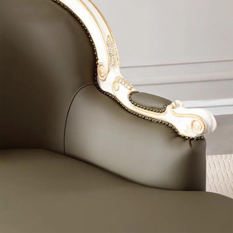 Chaise d'art en bois massif sculpté, Orienté à gauche (vu de face)