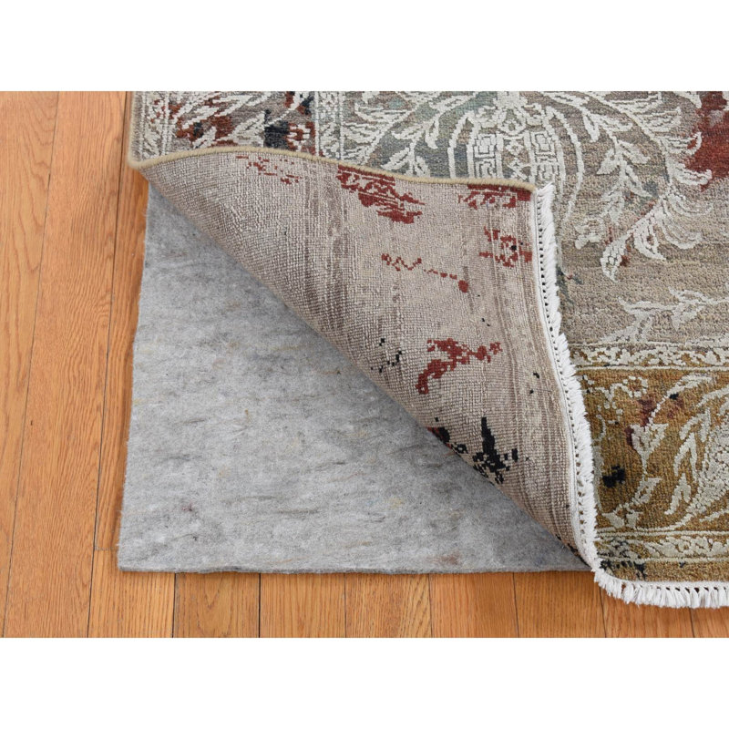 Tapis tulipe gris en soie noué à la main 5 pi 2 po x 7 pi 1 po 9D49B85C6547492B8A6334D2EC94DAC4