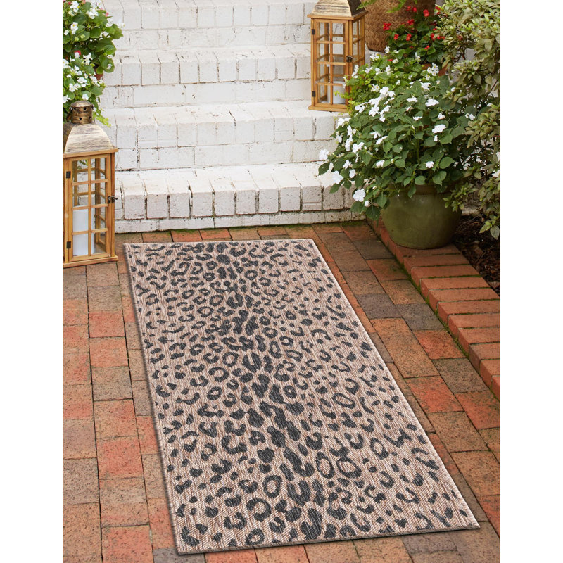Ivery Indoor/Outdoor Area Rug, Runner 2' x 6'