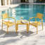 Ensemble de mobilier de patio 3 pièces, comprenant 2 fauteuils en plastique PP et une table basse d'appoint. Supporte jusqu'à 136 kg pour les fauteuils et 82 kg pour la table. Résistant aux rayons UV et aux intempéries. Ensemble bistro d'extérieur. Chaises livrées montées, table facile à installer. Couleur jaune. Parfait pour un balcon, un jardin ou une piscine.