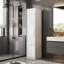 Garde-manger avec portes et tablettes