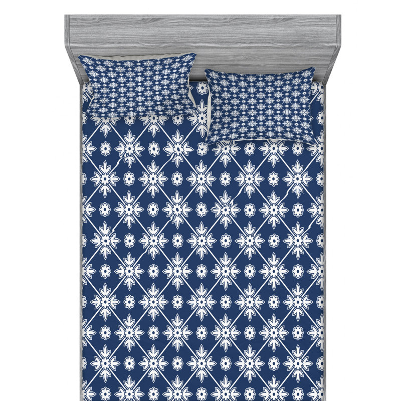 Microfiber Geometric Fitted Sheet, Full Fitted Sheet with 2 Pillowcases