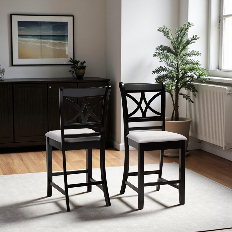 Chaise d'appoint en tissu Ballyrashane gris et bois brun foncé, H 42,5 po x l 18,5 po x P 20,5 po, gris
