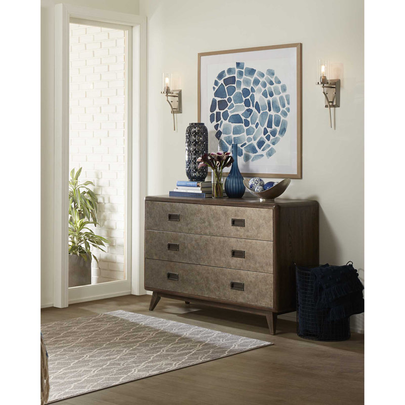 Rumaysa Wallchiere, Brushed Nickel