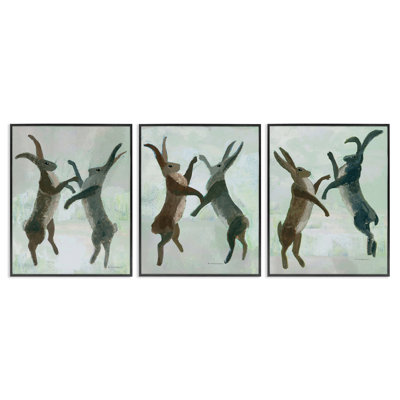 Battles Hares in Neutral Tones, ensemble de 3 giclées encadrées, design par Kay Widdowson