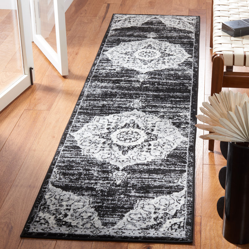 Brentwood Performance Oriental Rug, Rectangle 5'3" x 7'6"