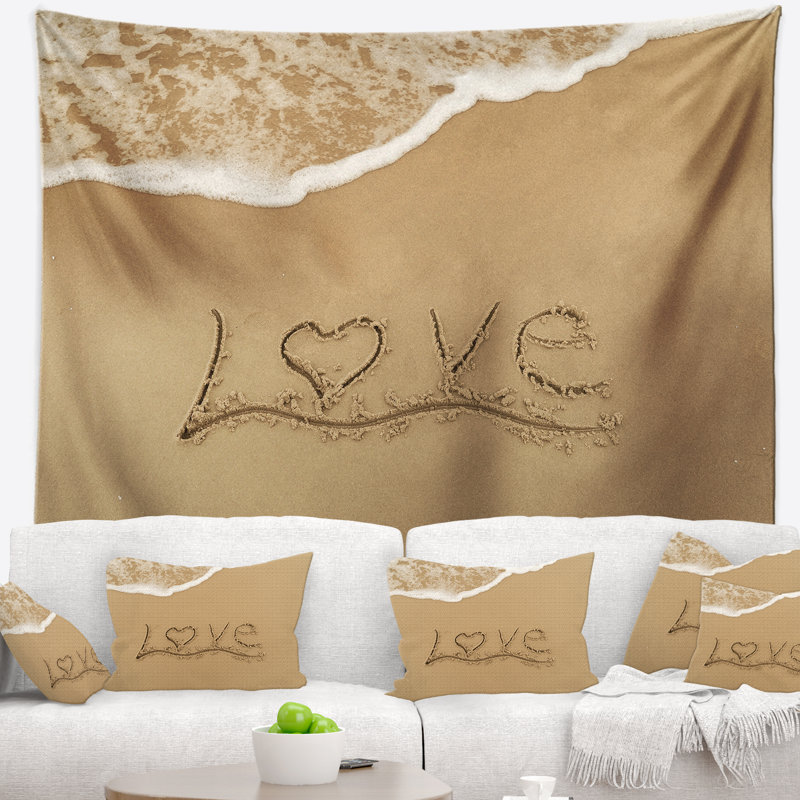 «Seashore Love» écrit sur une tapisserie «Sandy Seashore», H 50 po x l 60 po