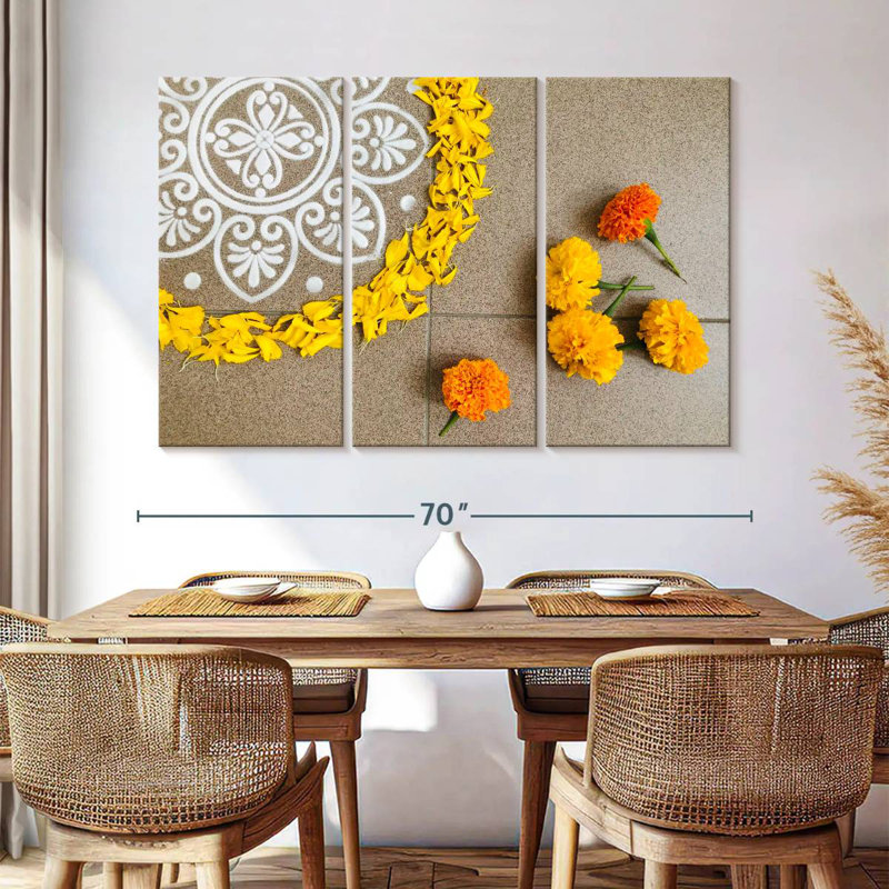 Adella Rangoli avec des soucis, H 42 po x l 65 po