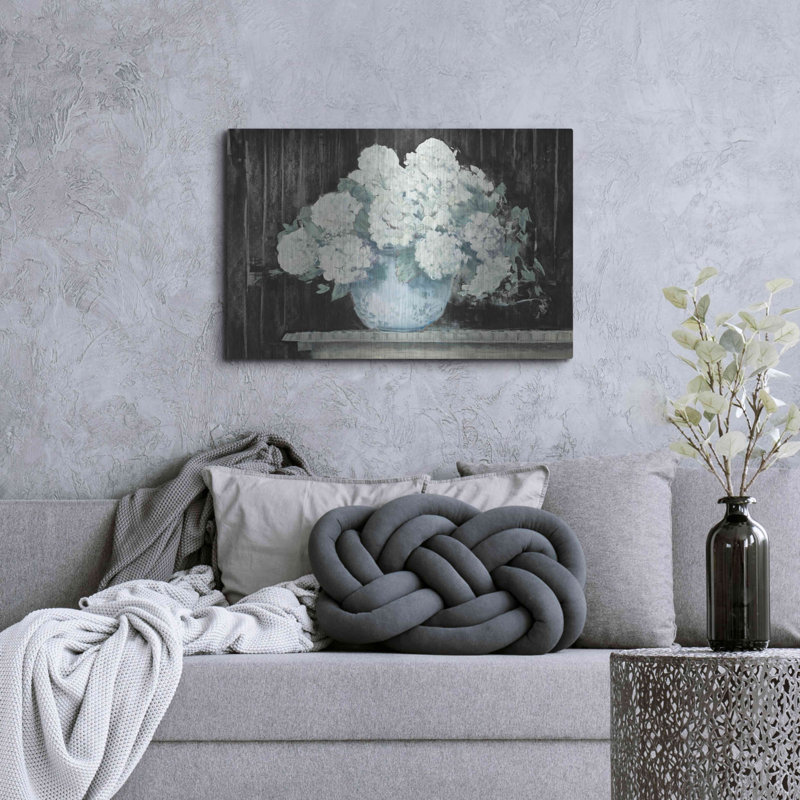 "Hortensia blanc sur une culture noire" par Carol Rowan, H 24 po x l 36 po
