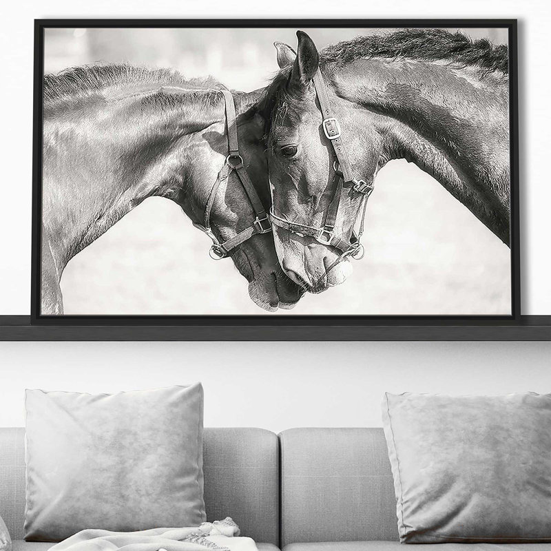 «Friends» par Lars Van de Goor, Cadre flottant noir, H 39,5 po x l 63,5 po x P 2 po