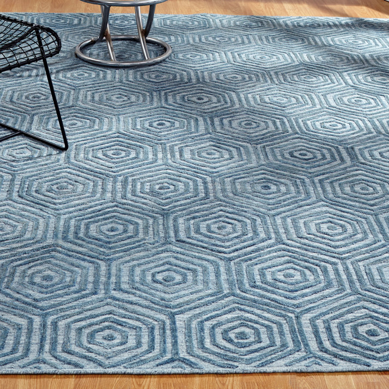 Tralee Geometric Area Rug in Blue, Rectangle 5' x 7'