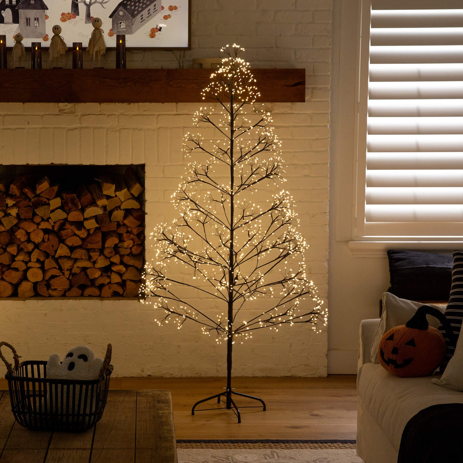 6' Pre-Lit Halloween Starburst Tree