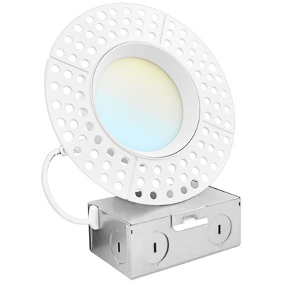 Ensemble d'éclairage encastré 4 lumières à DEL à intensité variable et étanche IC 4 po