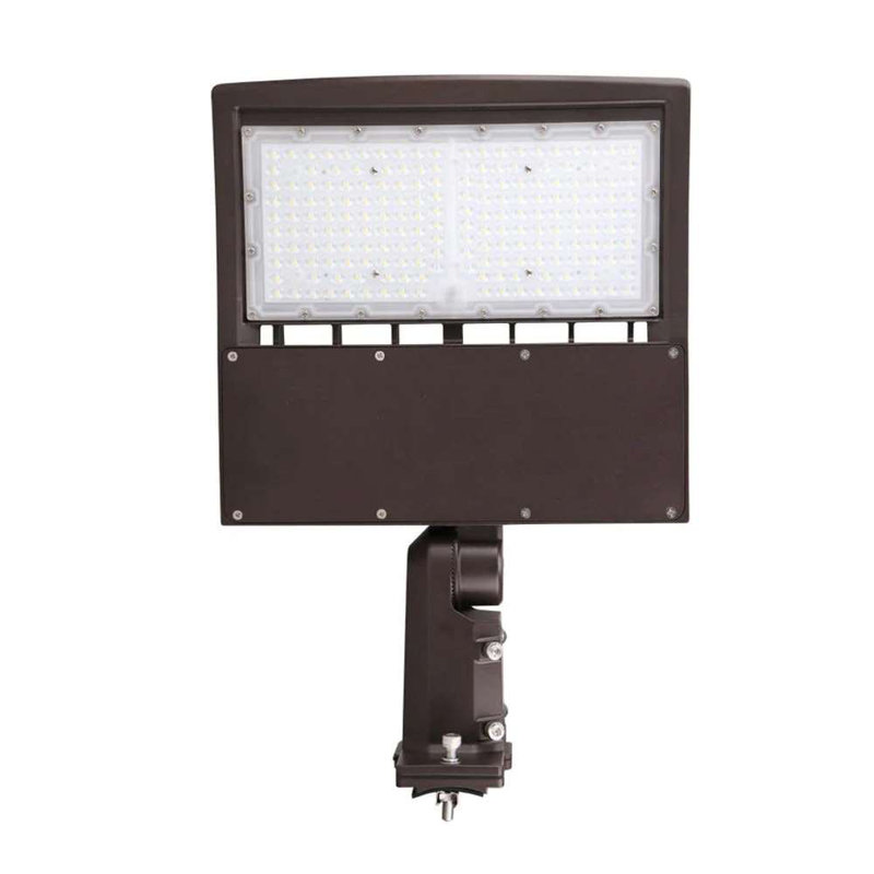Lampadaire d'extérieur au-delà de la technologie DEL