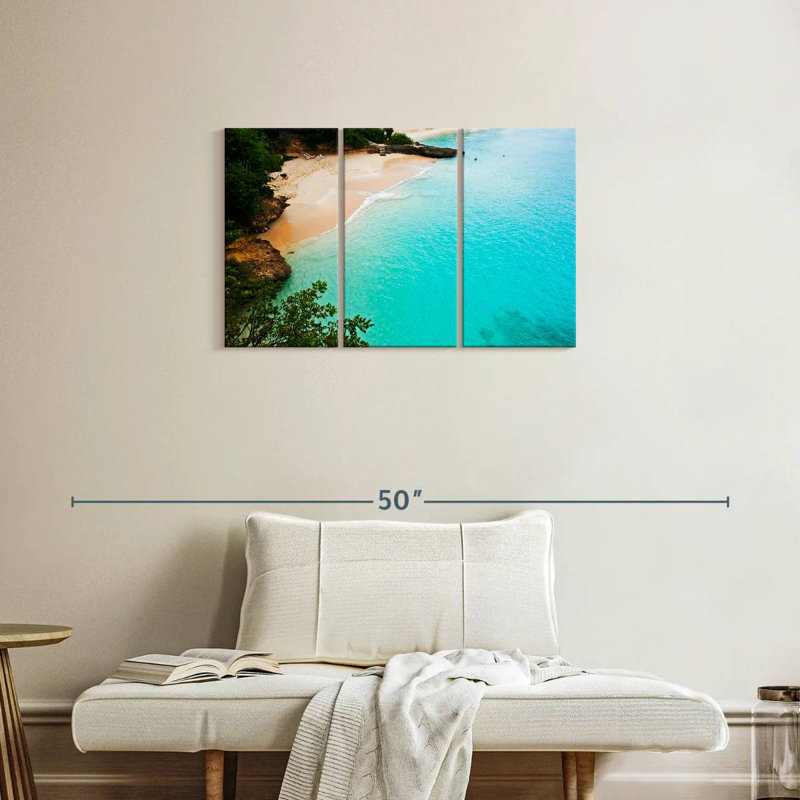 Gillard, plage de sable blanc, Anguilla, H 20 po x l 33 po