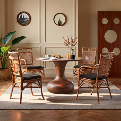 Creative Design Durable Ash Wood Round Table