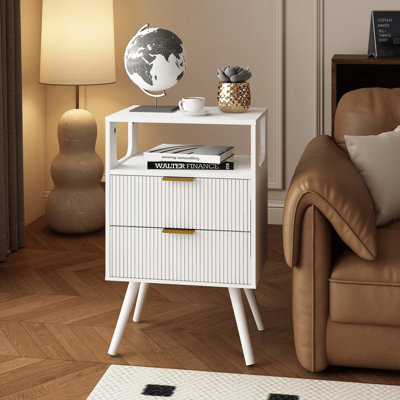 Table de chevet de style moderne