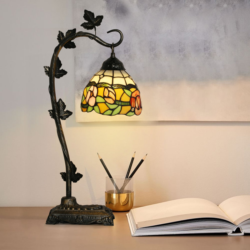 Aavash Metal Table Lamp
