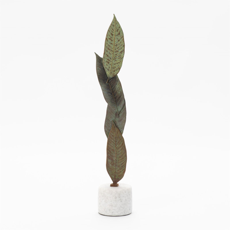 Sculpture feuilles tombantes, H 22,75 po x l 4 po x P 4 po