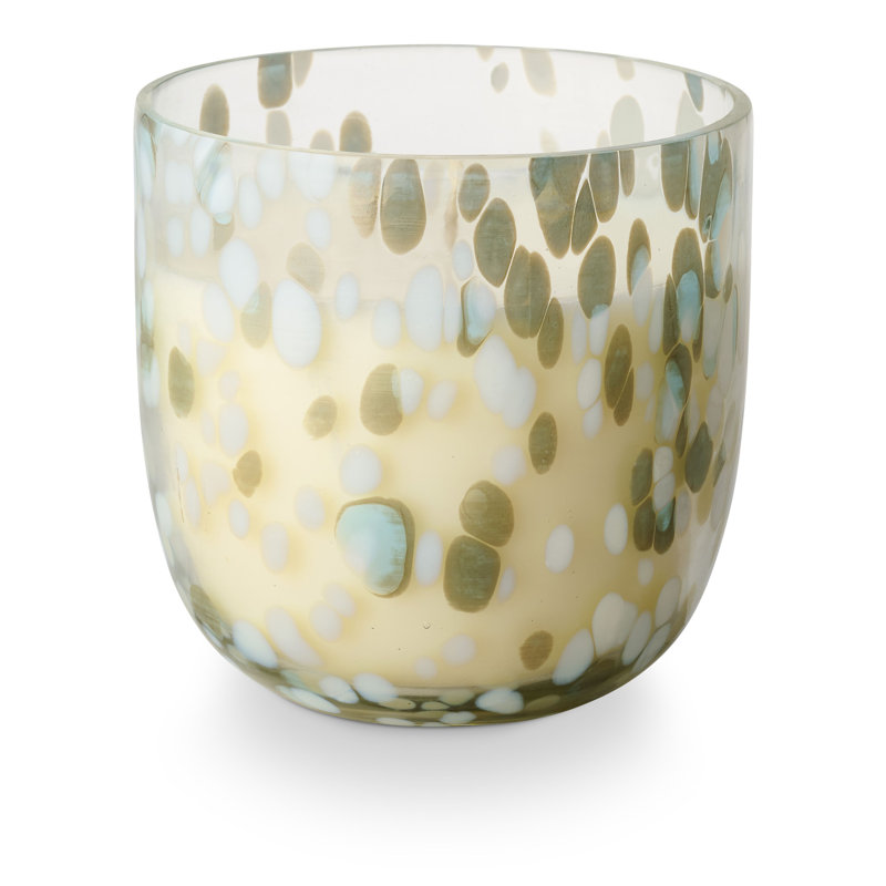 Bougie parfumée sous le soleil