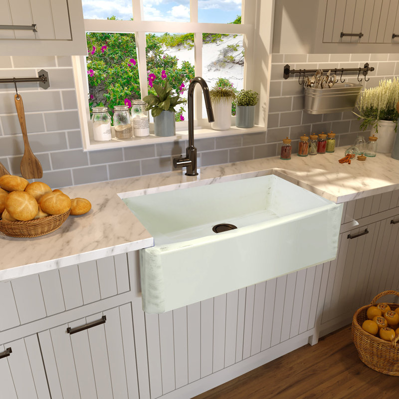 Vineyard 29.75'' L Single Basin Kitchen Sink, Shabby Straw