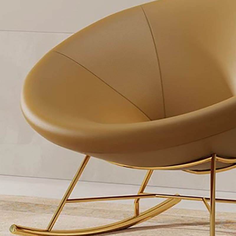 Chaise berçante en métal