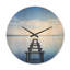 Horloge murale jetée dans le lac-63617434