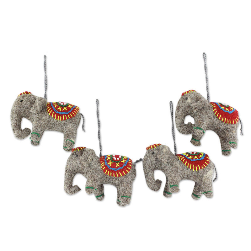 Ornement en forme d'éléphant fait à la main