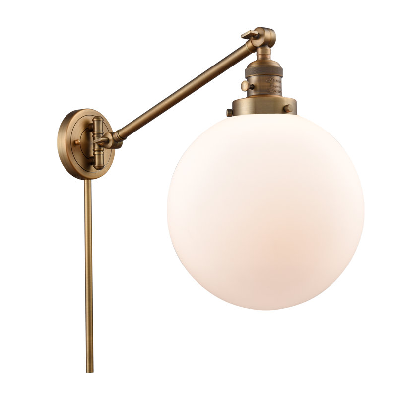 Bras articulé à 1 lumière à intensité variable Antsje, Blanc mat, Laiton brossé, Ampoule non incluse