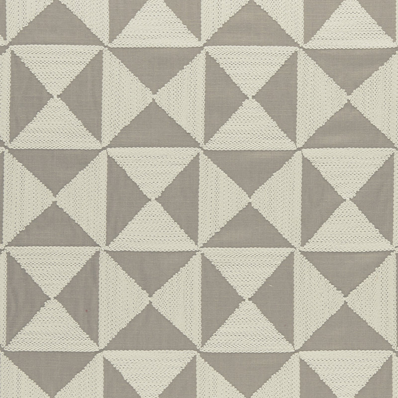 Amara Adisa, Taupe