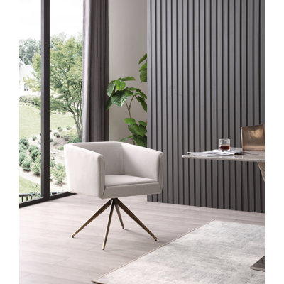 Fauteuil rembourré en tissu Mufid