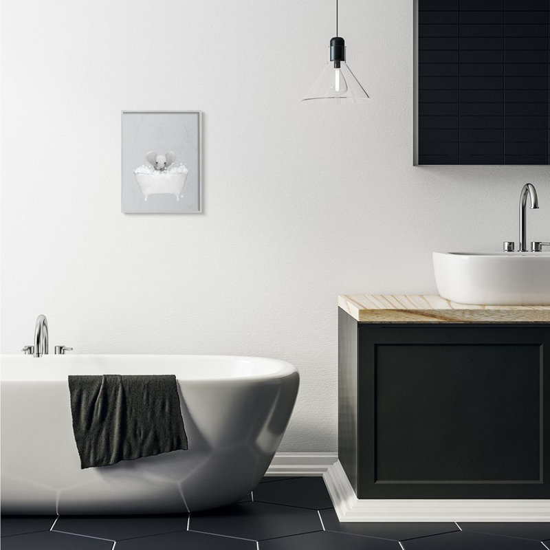 «Elephant Blue Bath» par Leah Straatsma - reproduction d'art, Estampe numérique Farmhouse, H 14 po x l 11 po