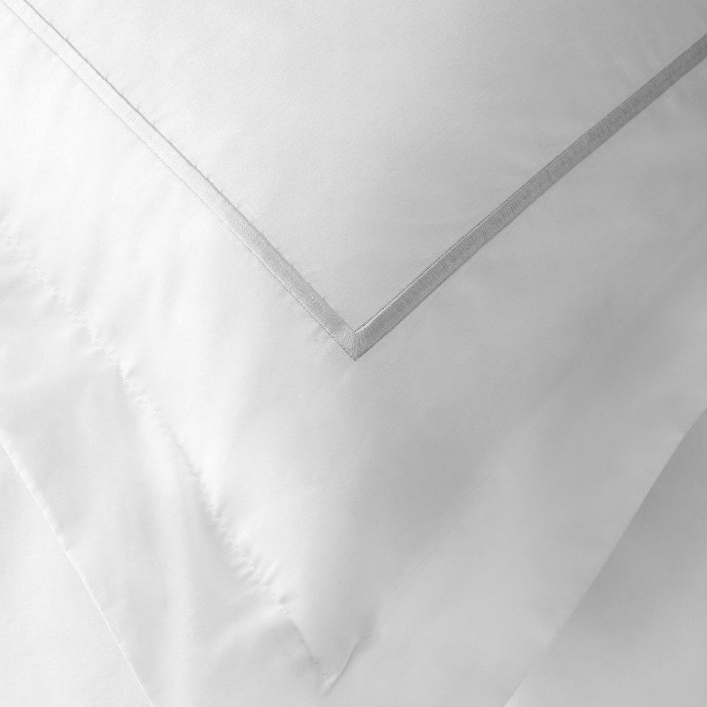 Benin Percale Duvet Cover Set, Full/Queen Duvet Cover + 2 Shams, Gray/White