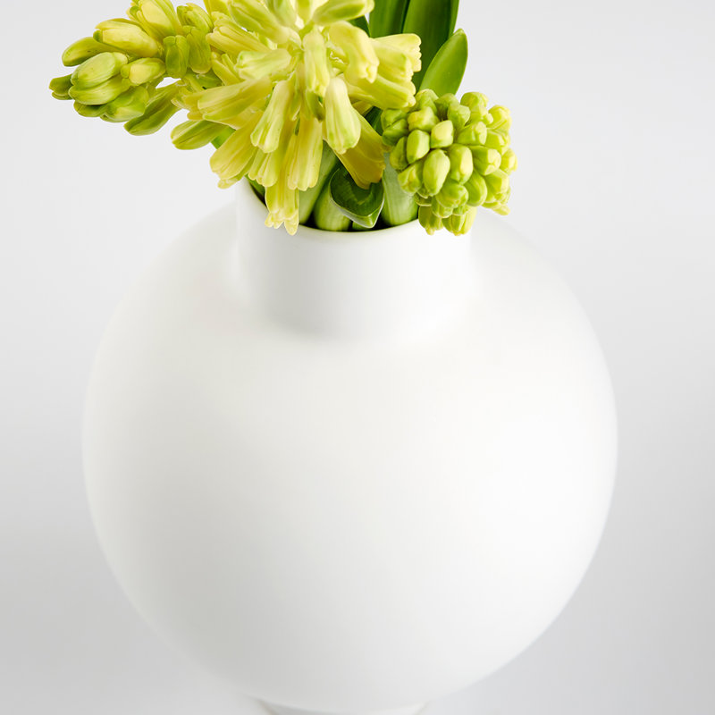 Libra Ceramic / Porcelain Table Vase, 14.5'' H x 11.5'' W x 11.5'' D