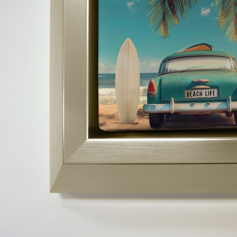 «Retro Beach» par CAD Designs - Impression sur toile, H 34 po x l 24 po, Champagne